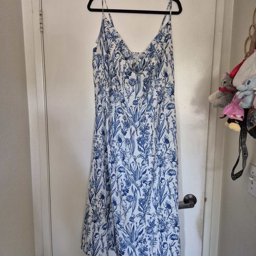 Floral Blue and White Women's Dress